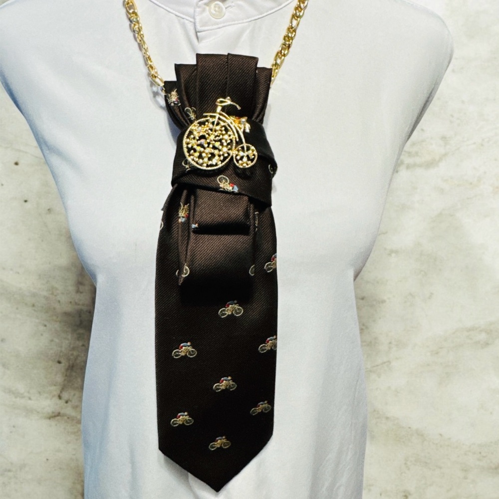 Elegant Brown Necktie with Bicycle Pattern/Gold Bicycle Brooch